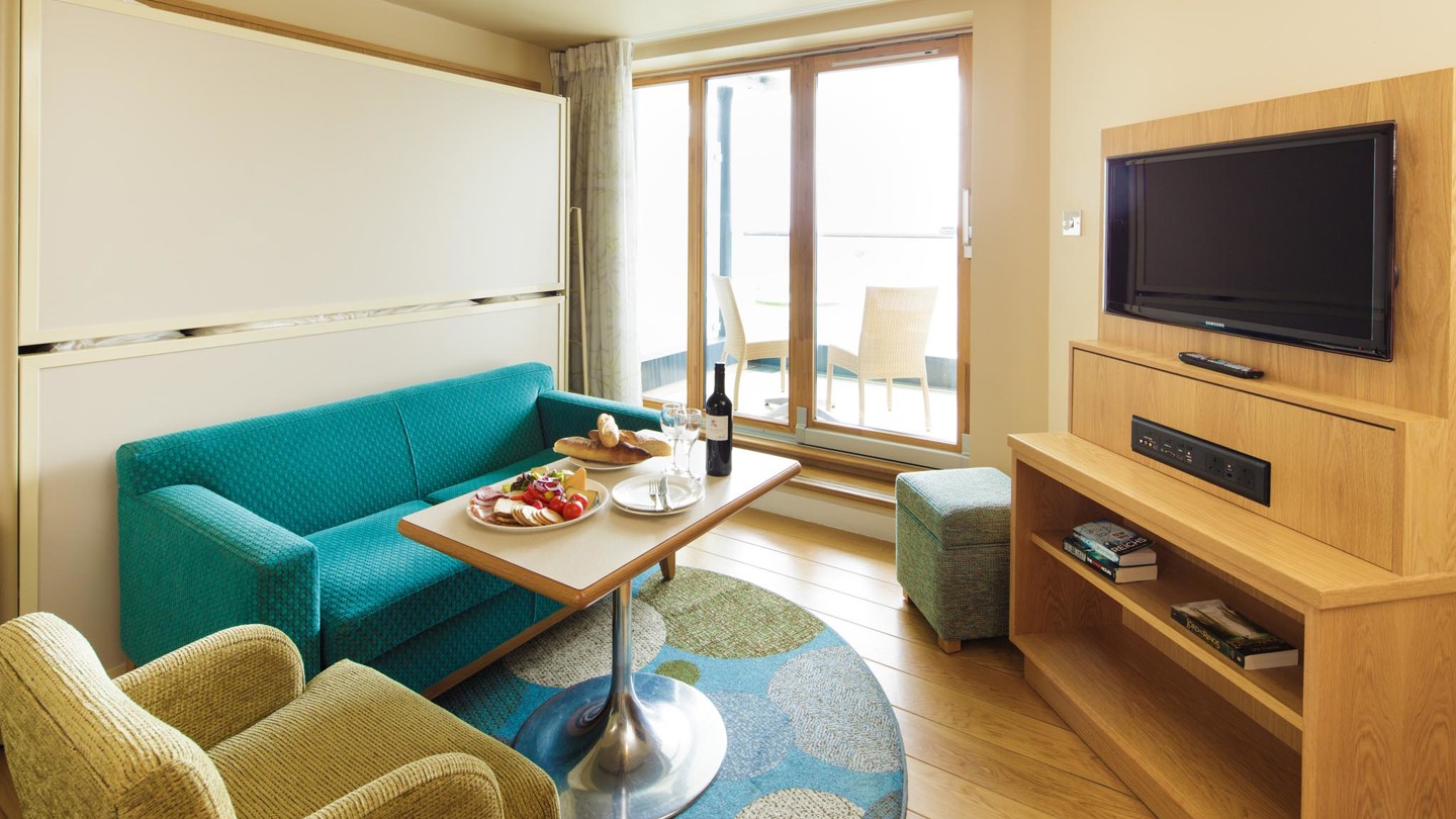 Dodo Suite Living Area