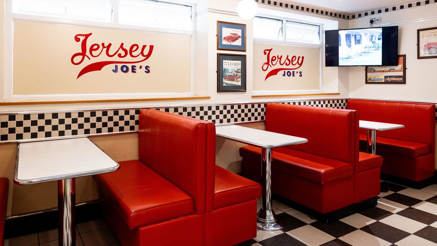 Jersey Joe's Interior