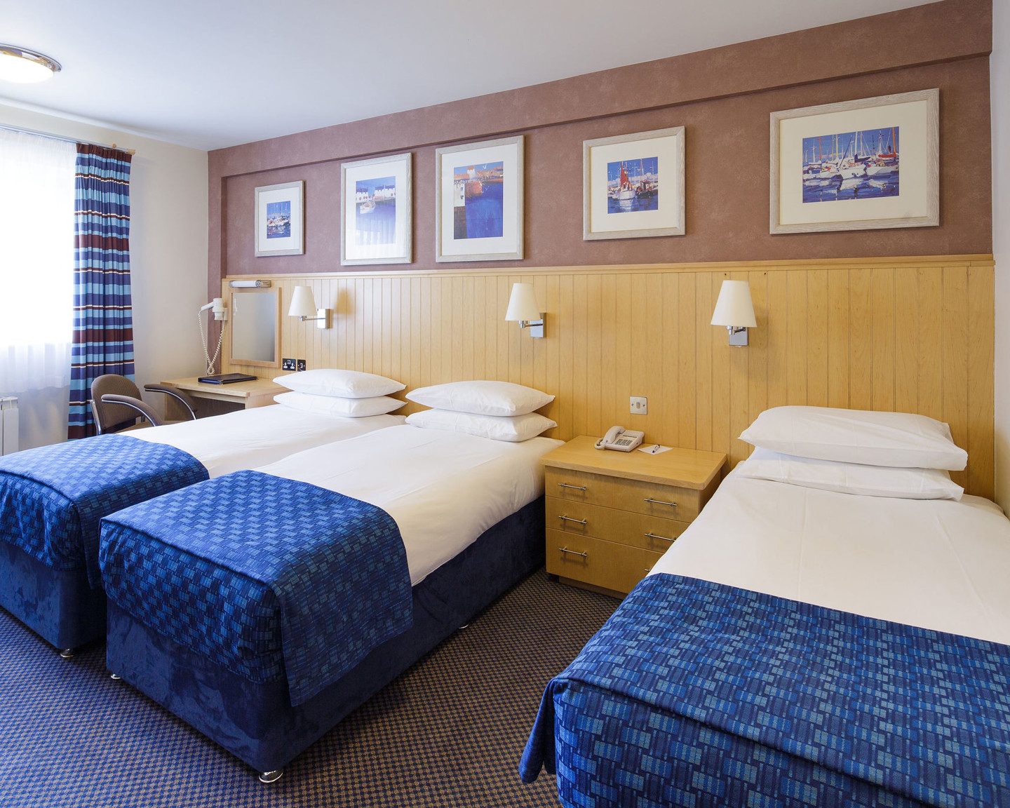 Triple Room