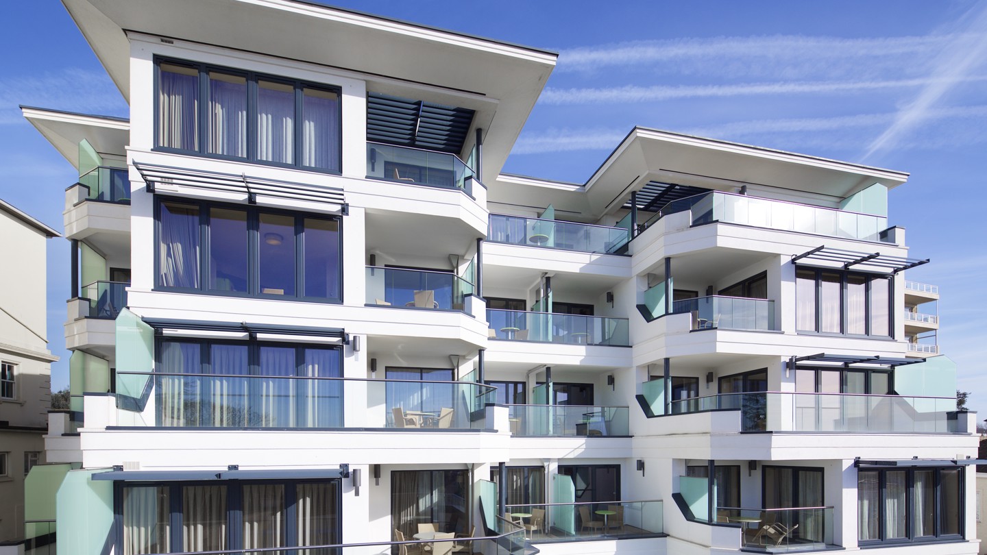 Merton Suites Exterior