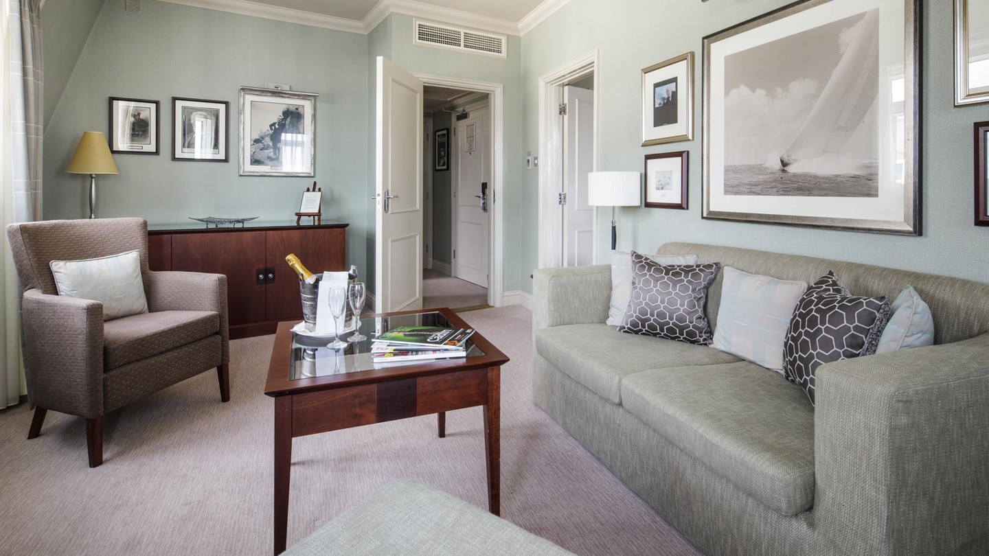 Victor Hugo Suite Lounge 2