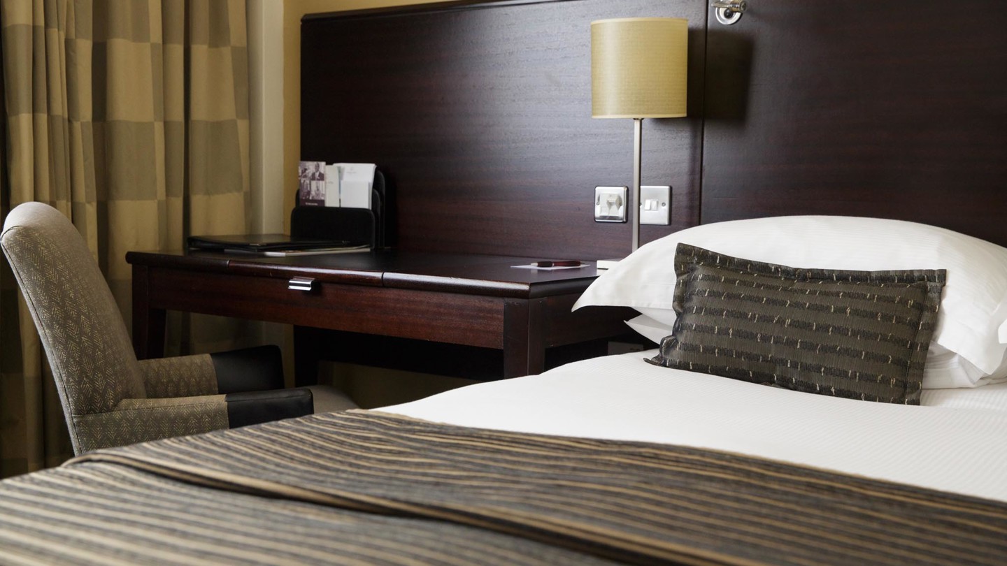 Executive Room Detail 2