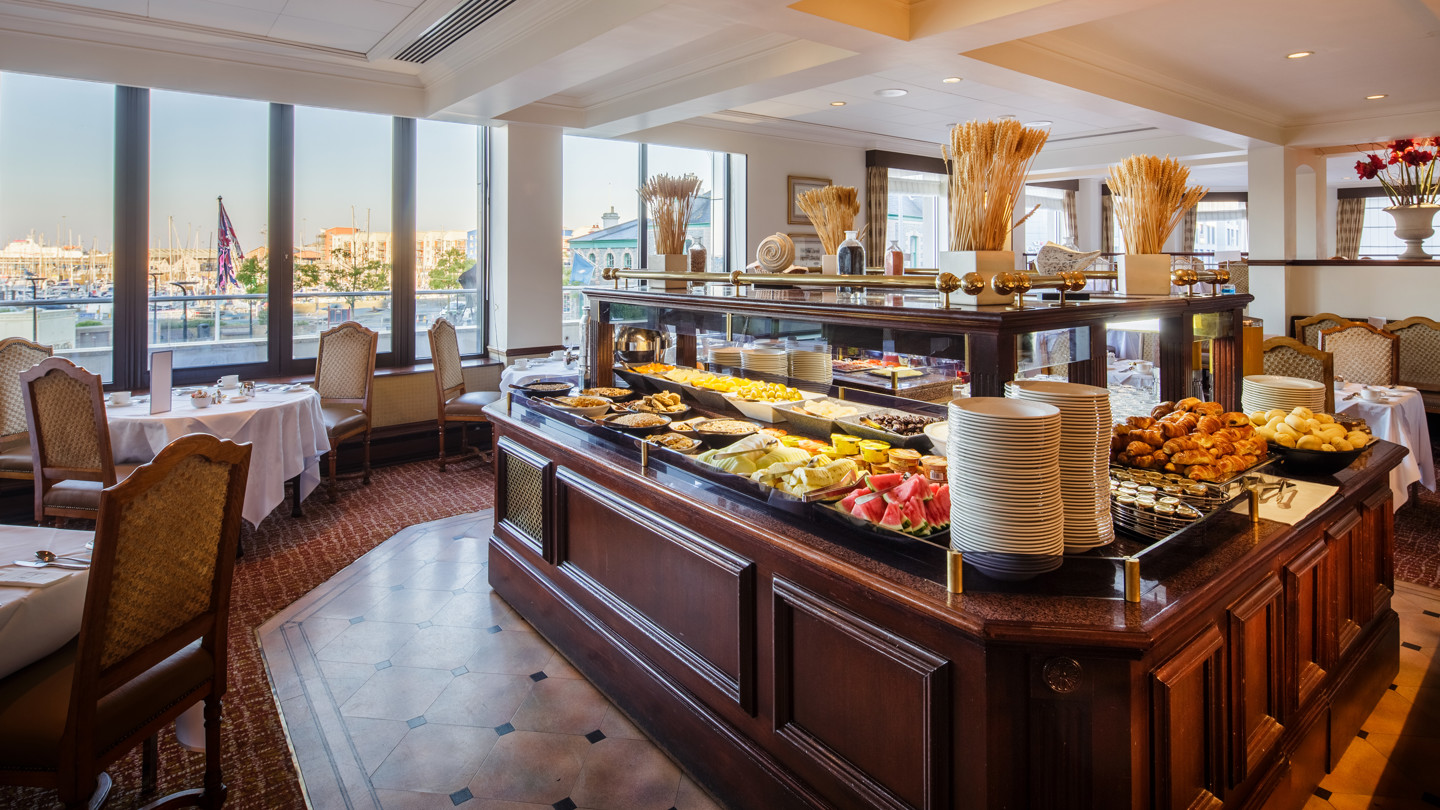 Pomme. Harbour Room Dawn