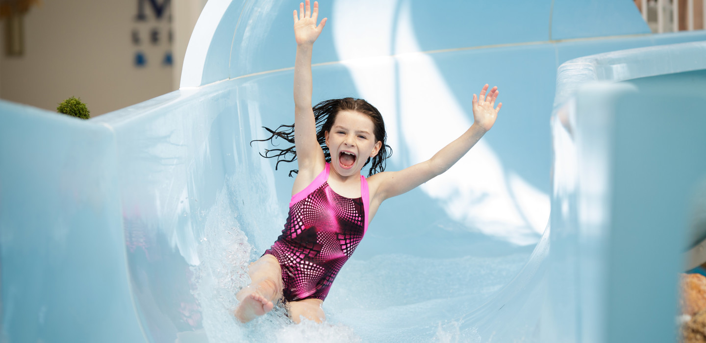 Aquadome Slide. Girl 9 (1)