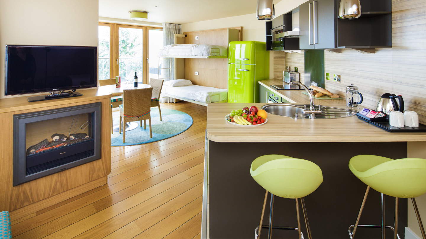 Durrell Suite