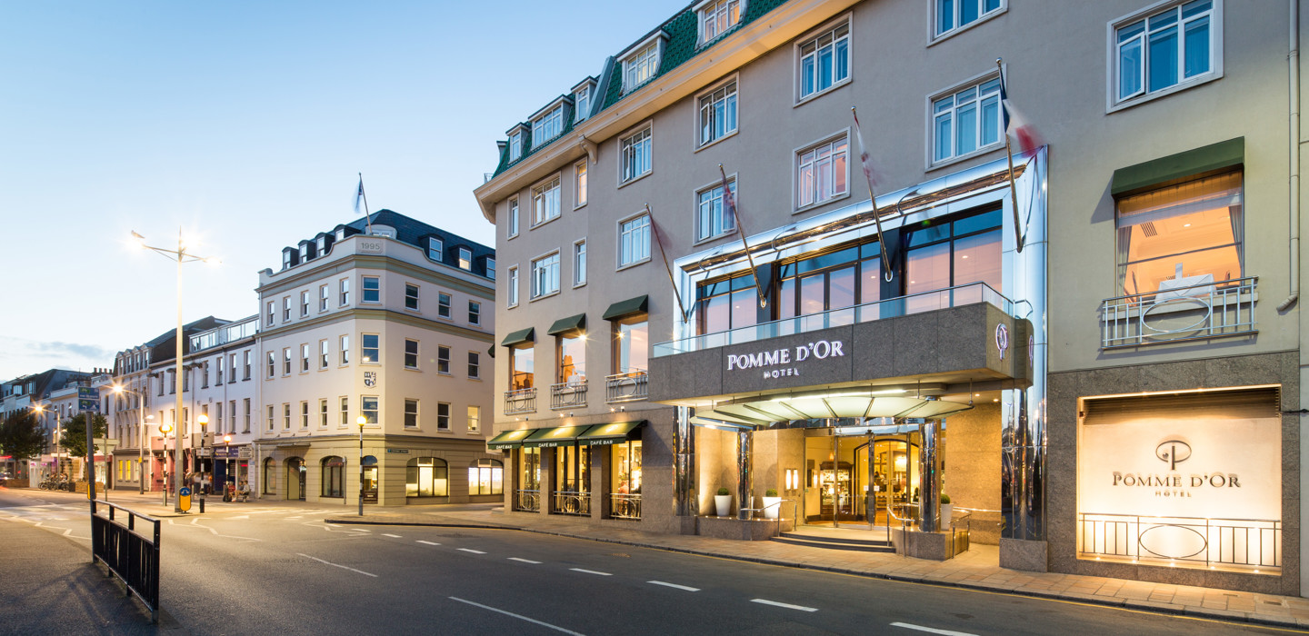 Pomme. External Dusk 4