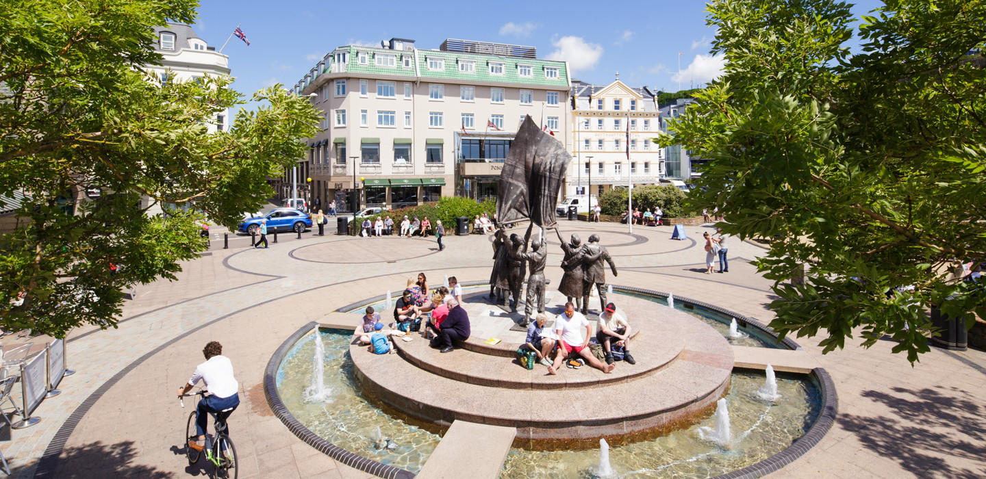 Pomme. Exterior 1 (1)