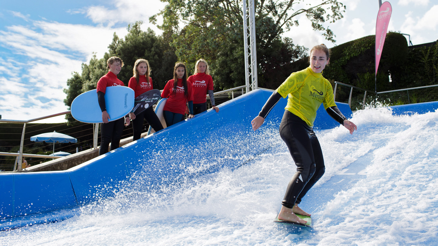 MT Aquadome Flowrider 26