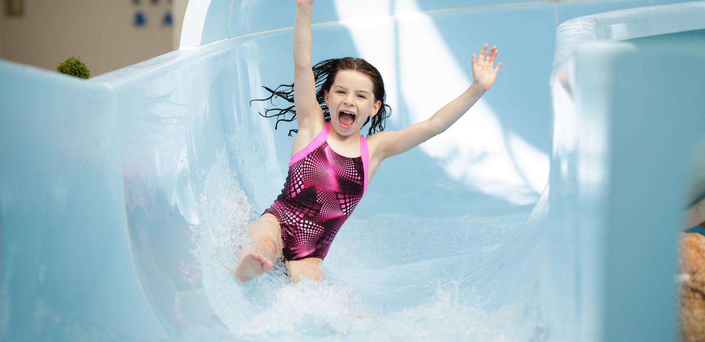 Aquadome Slide. Girl 9 (1)